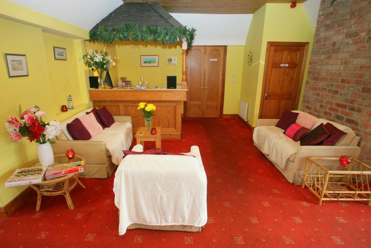 Cottage Heights B&B Castletownbere Exterior photo